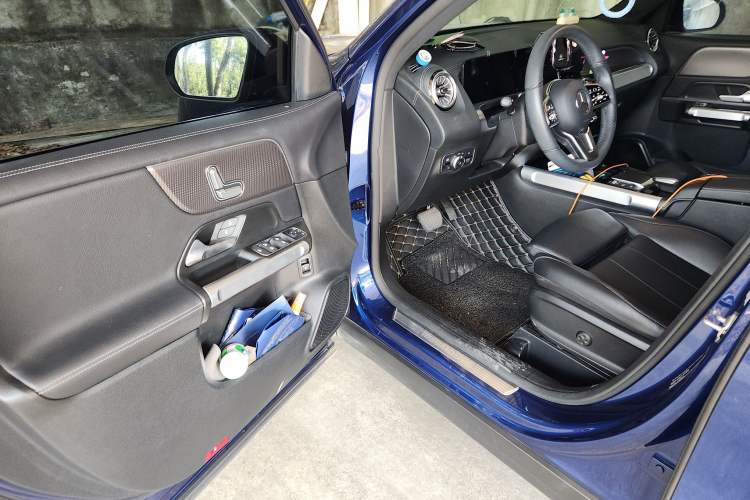 Used Mercedes-Benz GLB 2021 GLB 200 Dynamic Edition Interior 3