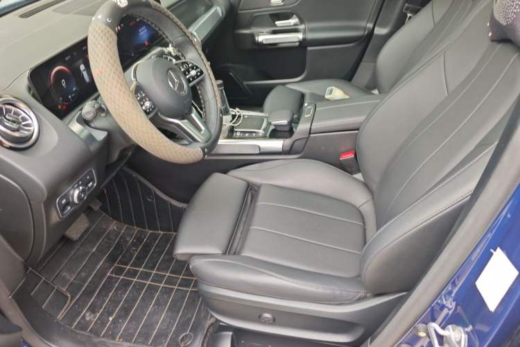 Used Mercedes-Benz GLB 2021 GLB 200 Fashion Model Left Front Seat