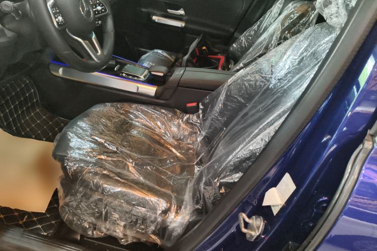 Used Mercedes-Benz GLB 2021 GLB 200 Dynamic Edition Left Front Seat