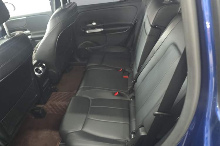 Used Mercedes-Benz GLB 2021 GLB 200 Dynamic Edition Left Rear Seat