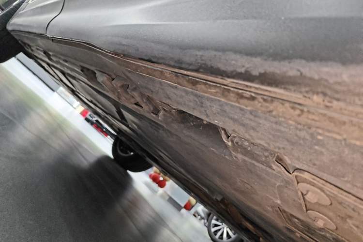 Used Mercedes-Benz GLB 2021 GLB 200 Fashion Model Left Side Sill