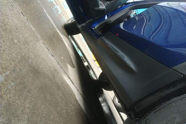 Used Mercedes-Benz GLB 2021 GLB 200 Fashion Model Left Side Sill