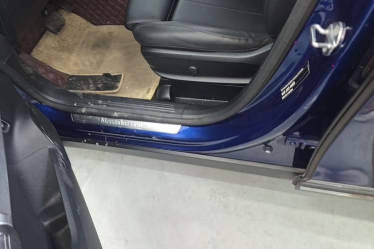 Used Mercedes-Benz GLB 2021 GLB 200 Dynamic Edition Left Side Sill