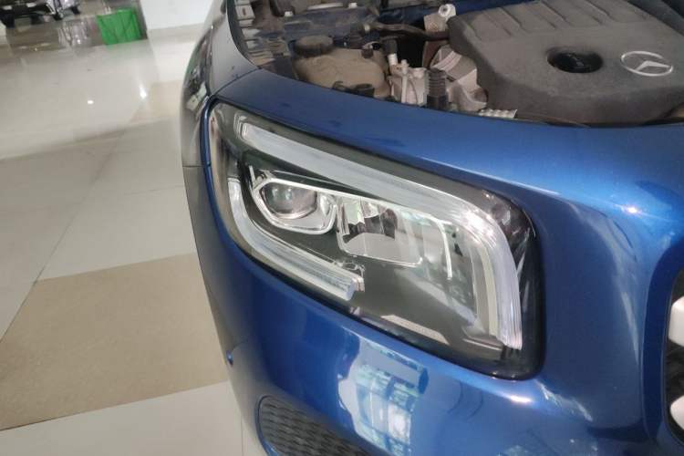 Used Mercedes-Benz GLB 2021 GLB 200 Dynamic Edition Right Front Headlight