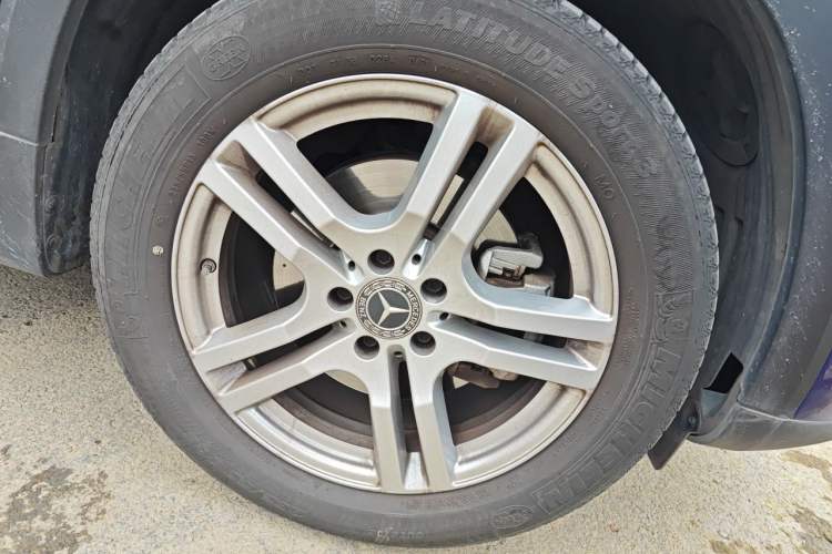Used Mercedes-Benz GLB 2021 GLB 200 Dynamic Edition Right Front Wheel Hub