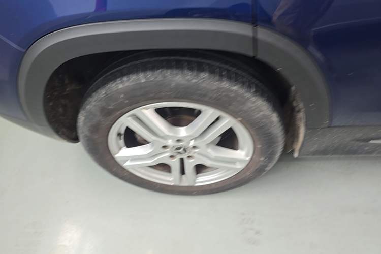 Used Mercedes-Benz GLB 2021 GLB 200 Dynamic Edition Right Rear Wheel Hub