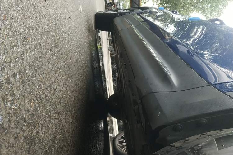 Used Mercedes-Benz GLB 2021 GLB 200 Fashion Model Right Side Sill