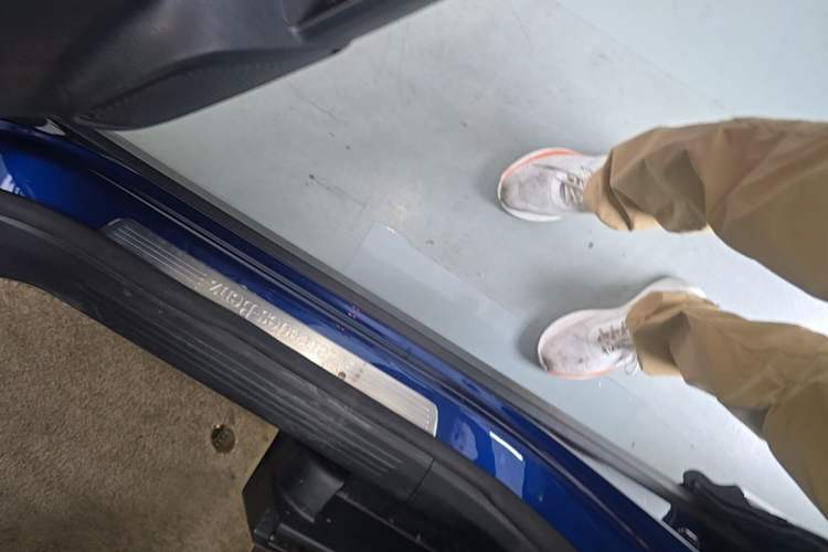 Used Mercedes-Benz GLB 2021 GLB 200 Dynamic Edition Right Side Sill