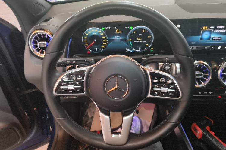 Used Mercedes-Benz GLB 2021 GLB 200 Dynamic Edition Steering Wheel