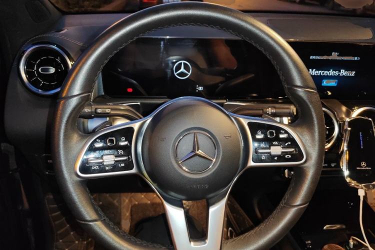 Used Mercedes-Benz GLB 2021 GLB 180 Fashion Model Steering Wheel