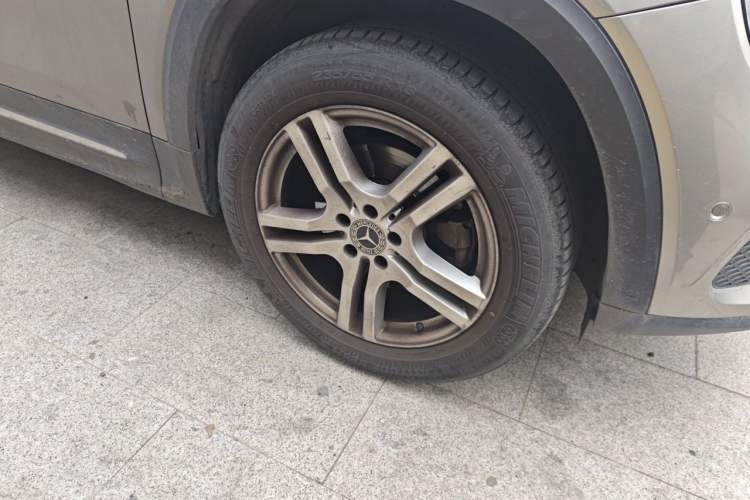 Used Mercedes-Benz GLB 2021 GLB 180 Fashion Model Right Front Wheel Hub