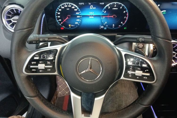 Used Mercedes-Benz GLB 2021 GLB 200 Dynamic Edition Steering Wheel