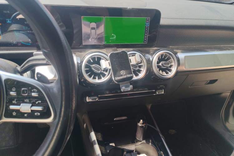 Used Mercedes-Benz GLB 2021 GLB 200 Fashion Model Audio And AC Panel