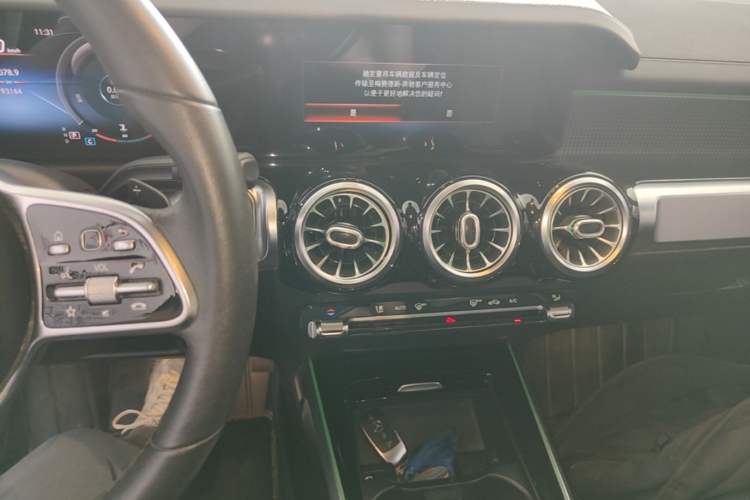 Used Mercedes-Benz GLB 2021 GLB 200 Fashion Model Audio And AC Panel