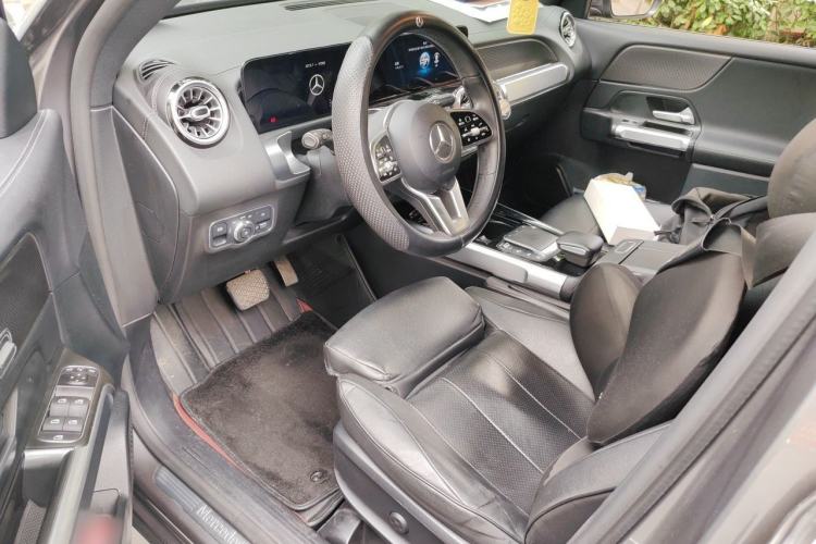 Used Mercedes-Benz GLB 2021 GLB 200 Dynamic Edition Driver Seat