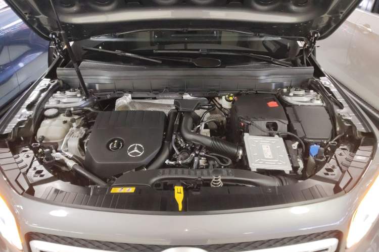 Used Mercedes-Benz GLB 2021 GLB 200 Fashion Model Engine Bay