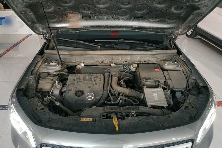 Used Mercedes-Benz GLB 2021 GLB 200 Dynamic Edition Engine Bay