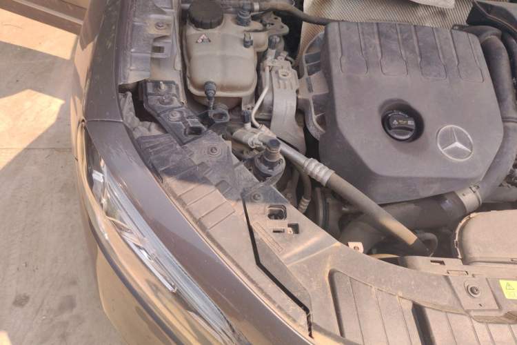 Used Mercedes-Benz GLB 2021 GLB 200 Fashion Model Engine Bay Right