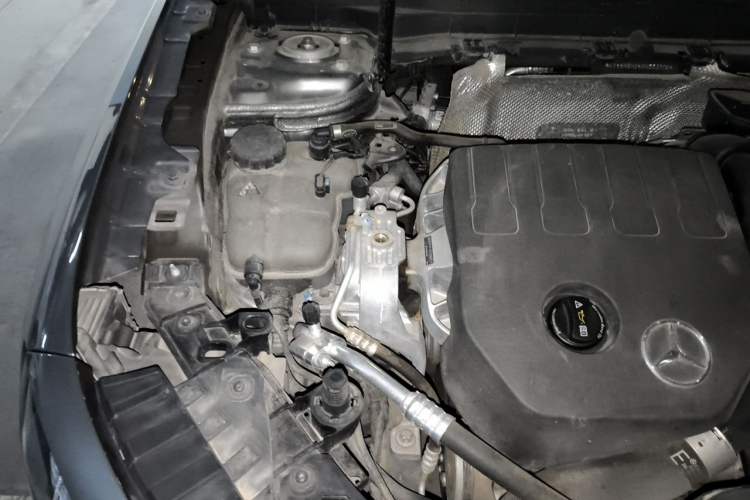 Used Mercedes-Benz GLB 2021 GLB 200 Fashion Model Engine Bay Right