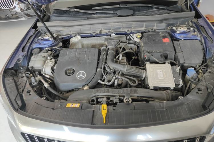 Used Mercedes-Benz GLB 2021 GLB 200 Fashion Model Engine Bay
