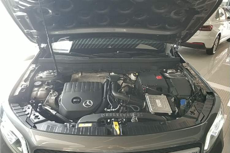 Used Mercedes-Benz GLB 2021 GLB 200 Dynamic Edition Engine Bay