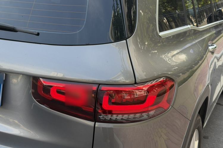 Used Mercedes-Benz GLB 2021 GLB 200 Dynamic Edition Exterior 4