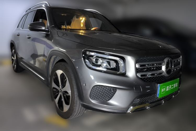 Used Mercedes-Benz GLB 2021 GLB 200 Fashion Model Front Right 45 Deg