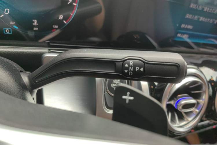 Used Mercedes-Benz GLB 2021 GLB 200 Fashion Model Gear Lever