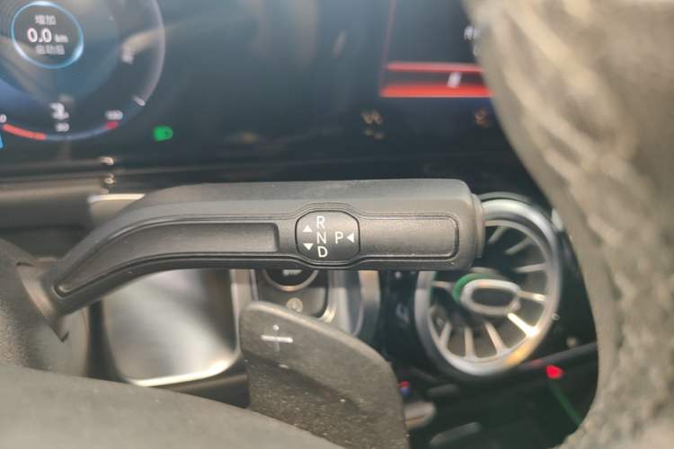Used Mercedes-Benz GLB 2021 GLB 200 Fashion Model Gear Lever
