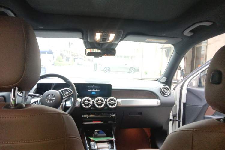 Used Mercedes-Benz GLB 2021 GLB 200 4MATIC Headliner