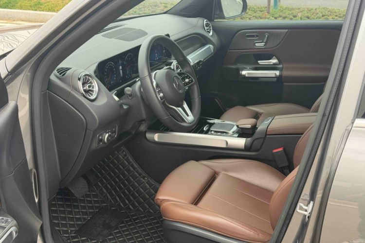 Used Mercedes-Benz GLB 2021 GLB 200 Fashion Model Interior 10