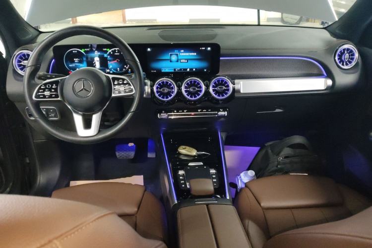 Used Mercedes-Benz GLB 2021 GLB 200 Fashion Model Interior 2