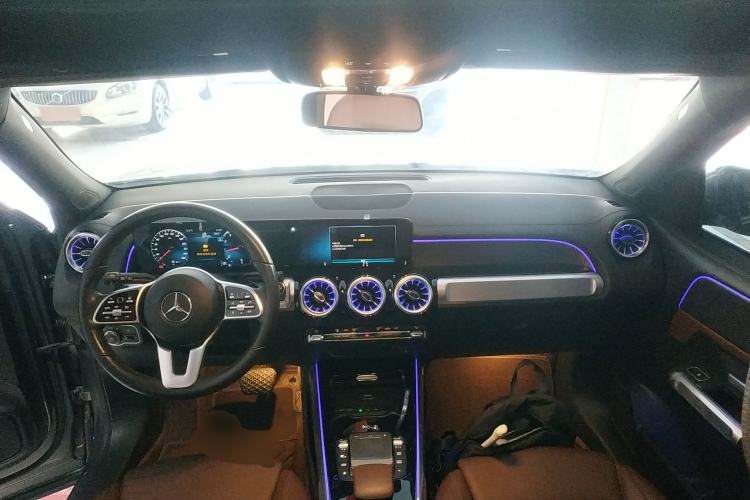 Used Mercedes-Benz GLB 2021 GLB 200 Dynamic Edition Interior 2