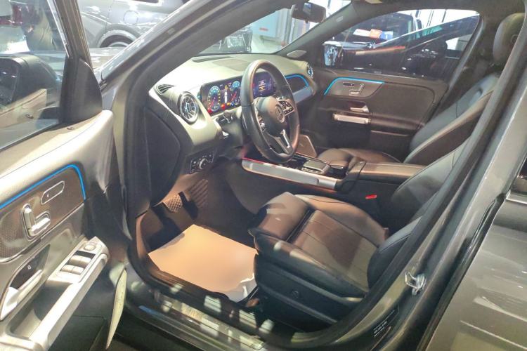 Used Mercedes-Benz GLB 2021 GLB 200 Fashion Model Interior 2