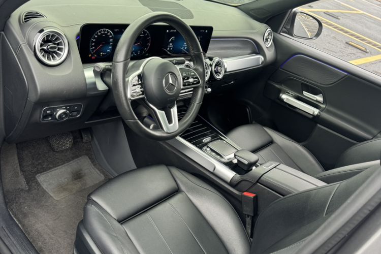 Used Mercedes-Benz GLB 2021 GLB 200 Dynamic Edition Interior 2