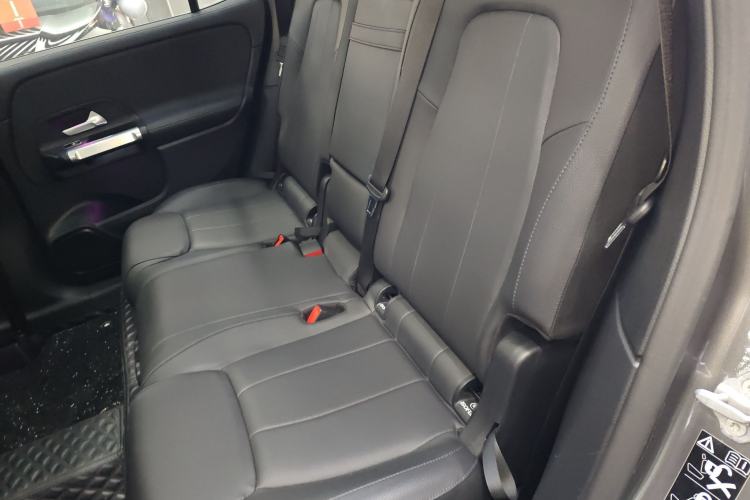 Used Mercedes-Benz GLB 2021 GLB 200 Dynamic Edition Interior 4