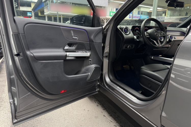 Used Mercedes-Benz GLB 2021 GLB 200 Dynamic Edition Interior 7