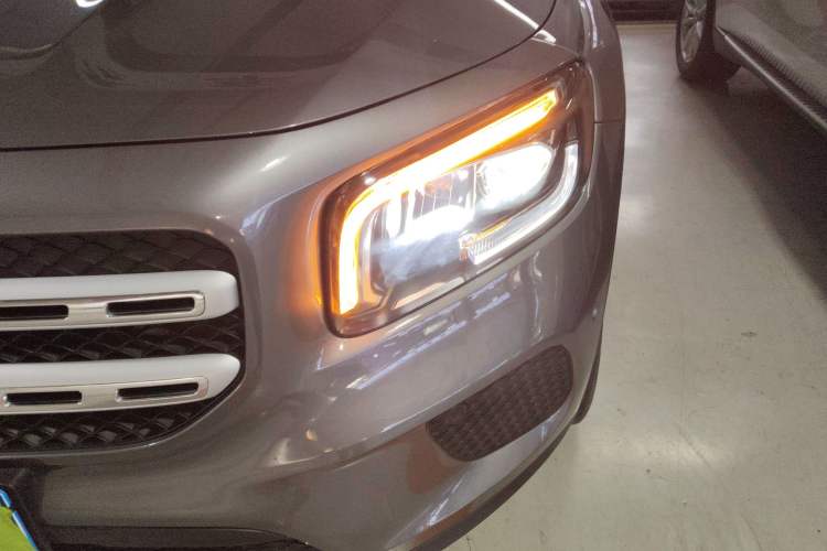 Used Mercedes-Benz GLB 2021 GLB 200 Fashion Model Left Front Headlight