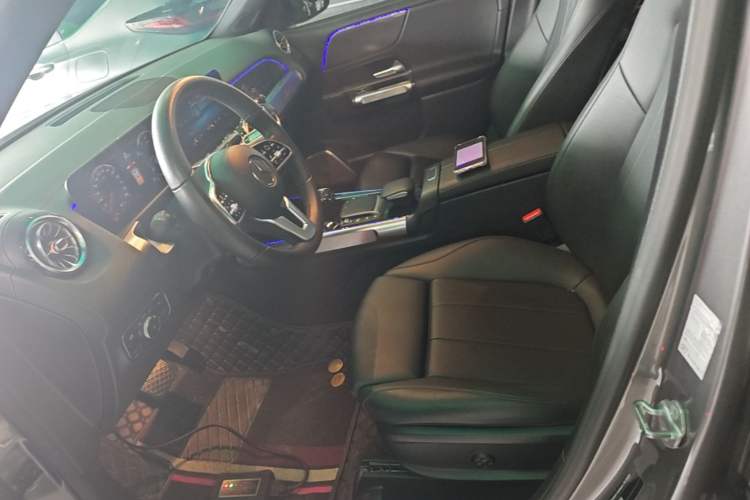 Used Mercedes-Benz GLB 2021 GLB 200 Dynamic Edition Left Front Seat