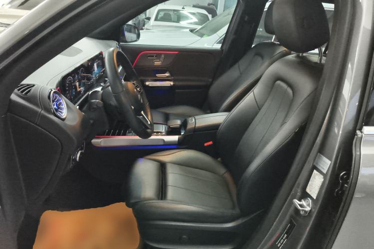 Used Mercedes-Benz GLB 2021 GLB 200 Fashion Model Left Front Seat