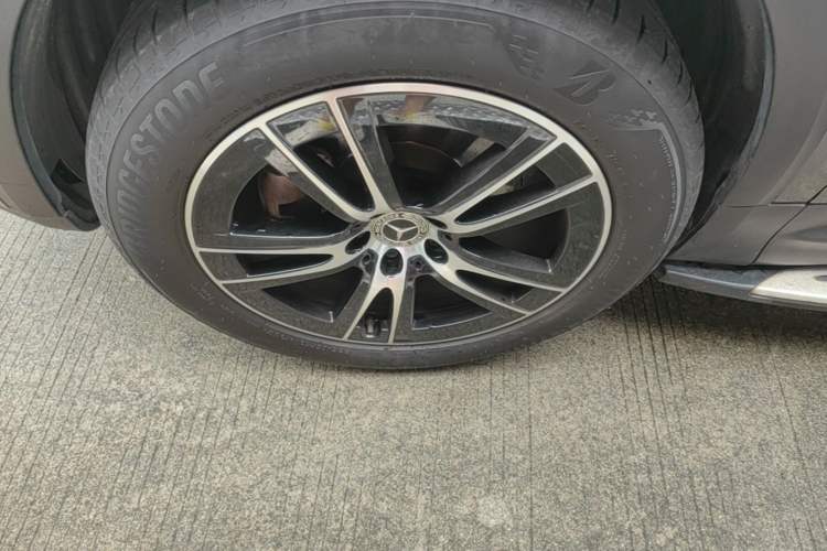 Used Mercedes-Benz GLB 2021 GLB 200 Fashion Model Left Front Wheel Hub