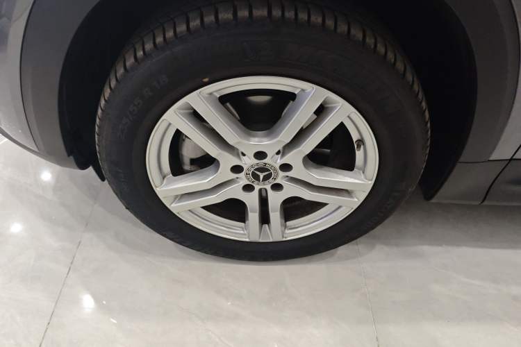 Used Mercedes-Benz GLB 2021 GLB 200 Dynamic Edition Left Front Wheel Hub