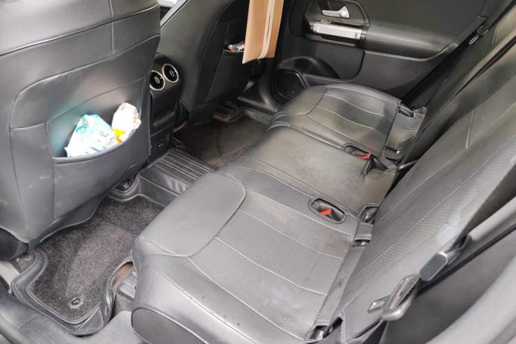 Used Mercedes-Benz GLB 2021 GLB 200 Dynamic Edition Left Rear Seat