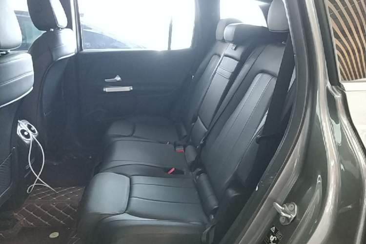 Used Mercedes-Benz GLB 2021 GLB 200 Dynamic Edition Left Rear Seat