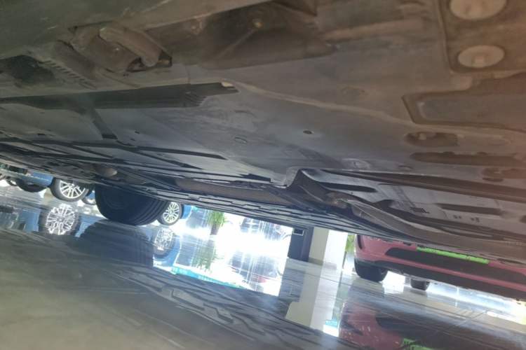 Used Mercedes-Benz GLB 2021 GLB 200 Fashion Model Left Side Sill