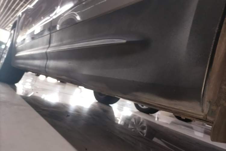 Used Mercedes-Benz GLB 2021 GLB 200 Dynamic Edition Left Side Sill
