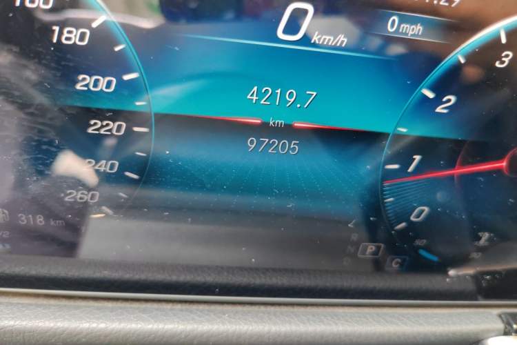 Used Mercedes-Benz GLB 2021 GLB 200 Dynamic Edition Odometer Close Up