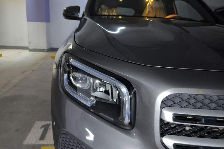 Used Mercedes-Benz GLB 2021 GLB 200 Fashion Model Right Front Headlight