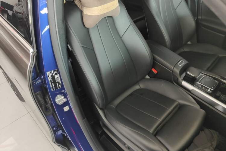 Used Mercedes-Benz GLB 2021 GLB 200 Fashion Model Right Front Seat