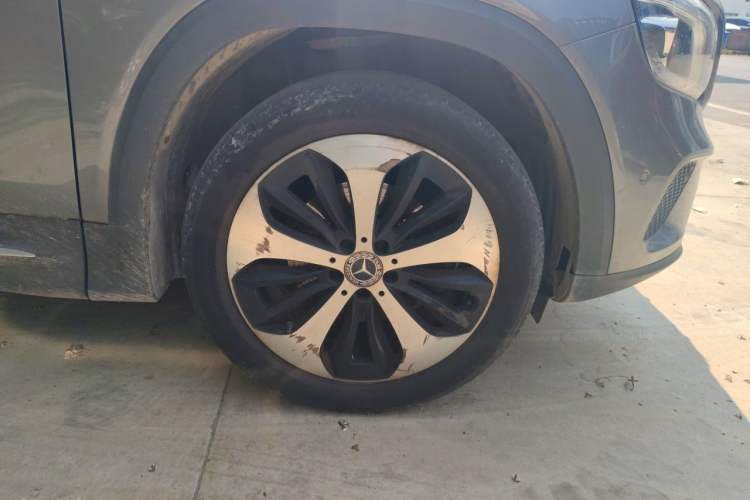 Used Mercedes-Benz GLB 2021 GLB 200 Fashion Model Right Front Wheel Hub